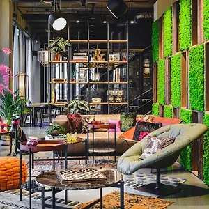 Moxy Airport 3* Poznań